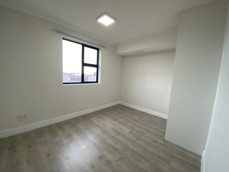 2 Bedroom Property for Sale in Zonnebloem Western Cape